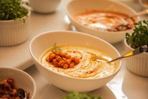 כמה עולה לפתוח חומוסייה
